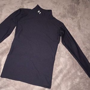 UA black long sleeve coldgear